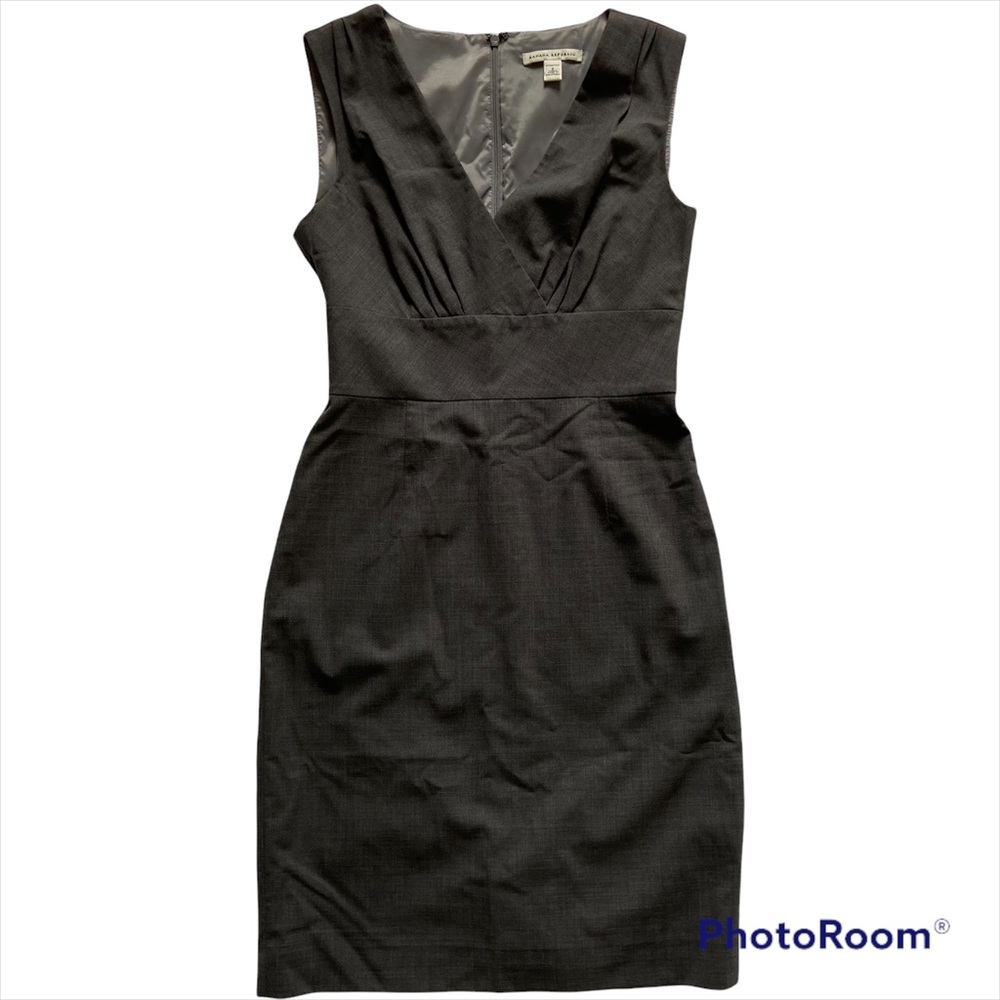 Banana Republic Dresses | Grey V-Neck Dress | Color: Gray | Size: 0 |